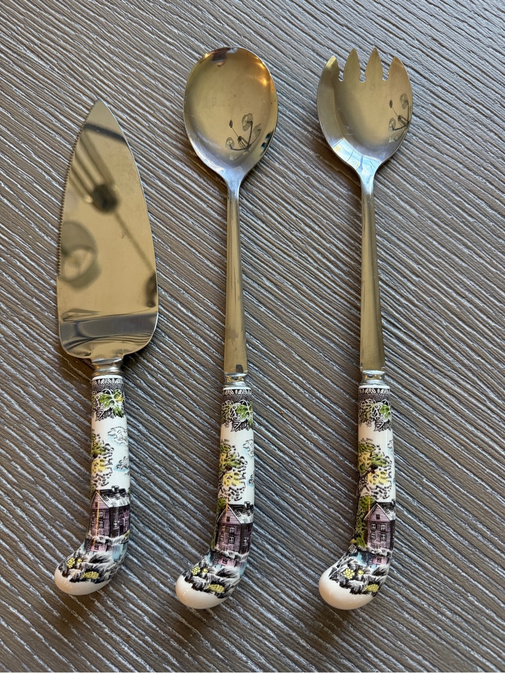 Johnson Brothers Friendly Village 3 piece serving set just in time for holidays